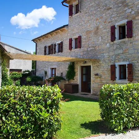 Cristina Villa Modrušani